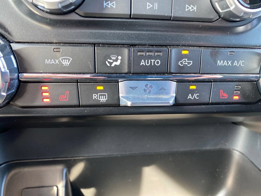 Certified 2024 Ford F150 XLT w/ Equipment Group 302A MID AWD/4WD image 15
