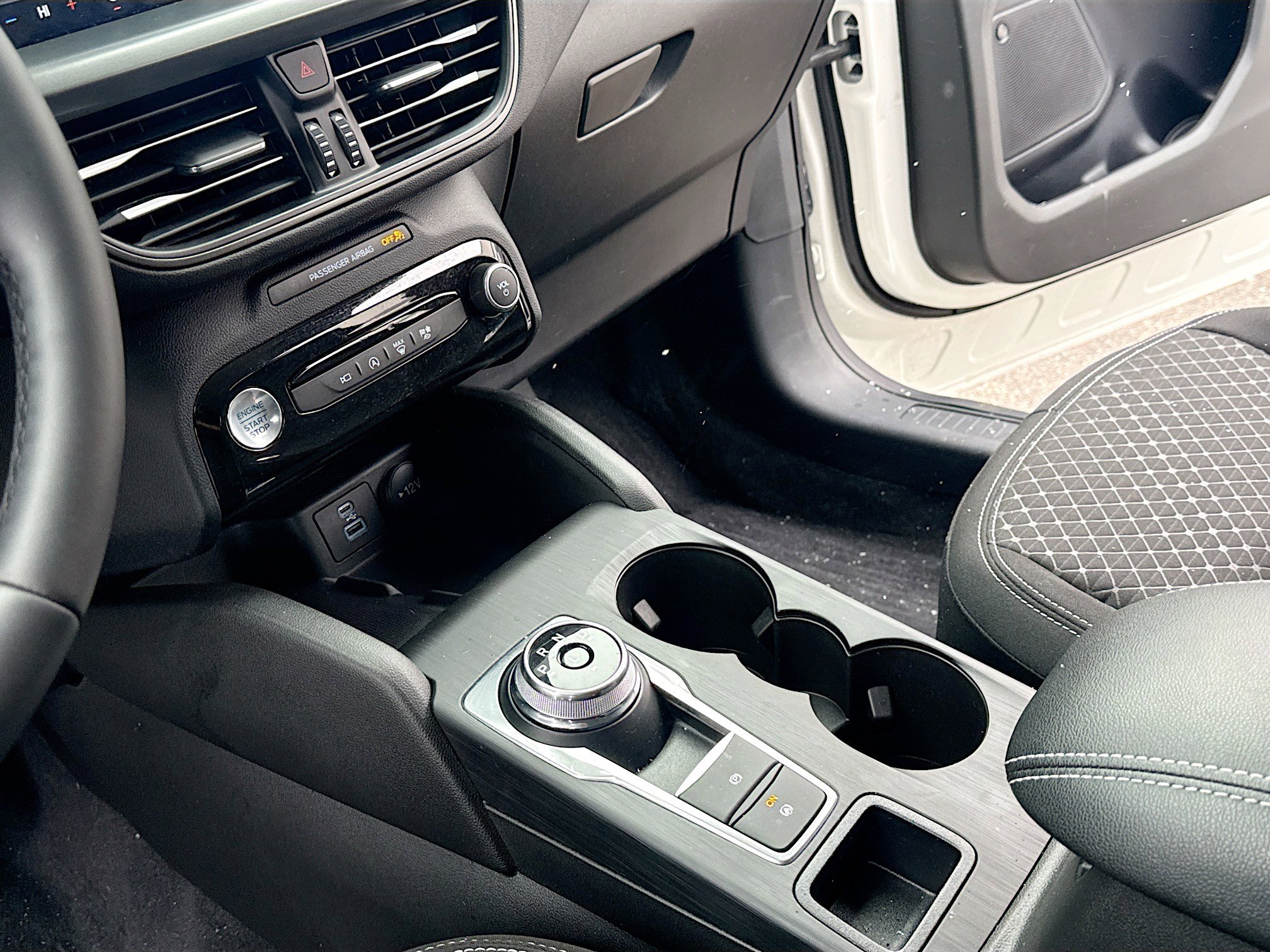 Certified 2023 Ford Escape Active w/ Tech Pack #2 image 9