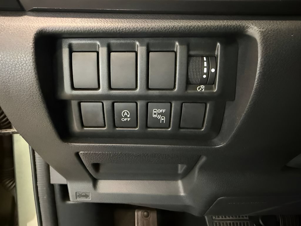 Used 2020 Subaru Forester Premium w/ Popular Package #1 AWD/4WD image 16