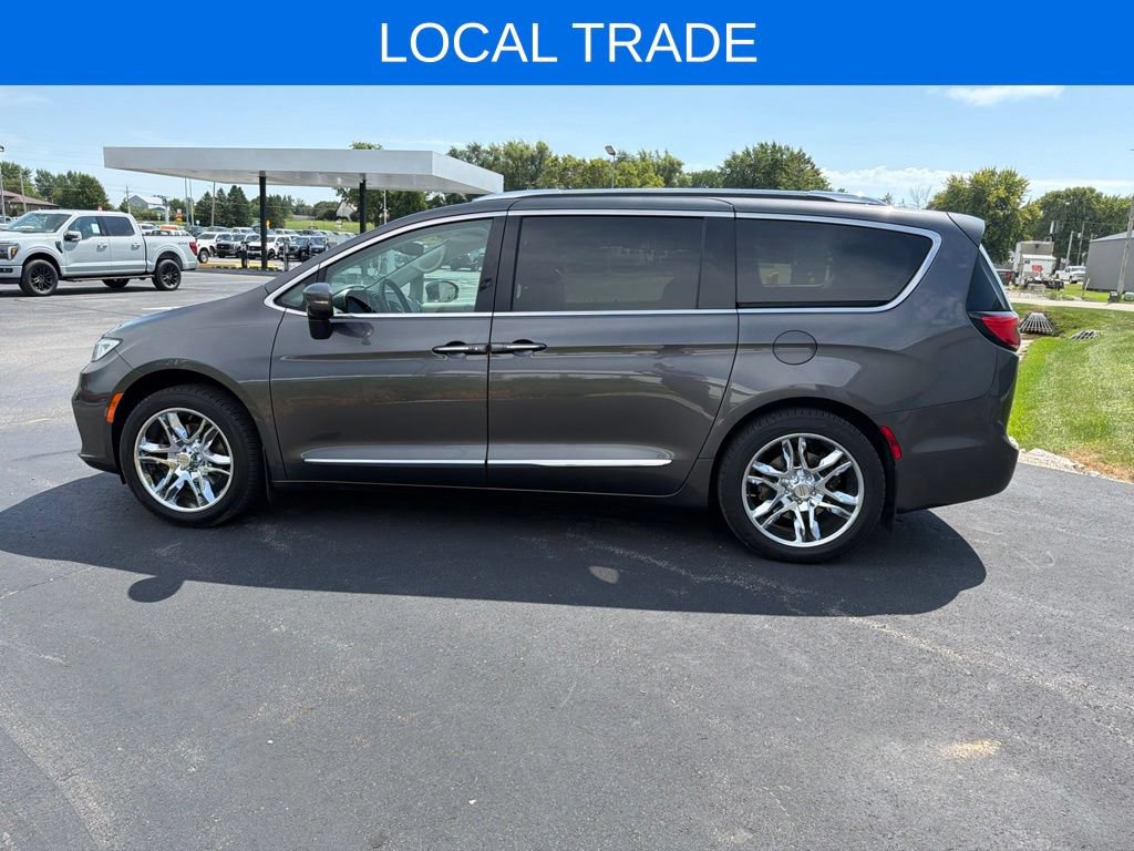 Used 2021 Chrysler Pacifica Touring-L AWD/4WD image 7
