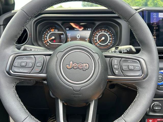 Used 2026 Jeep Wrangler Unlimited Rubicon w/ Safety Group AWD/4WD image 21
