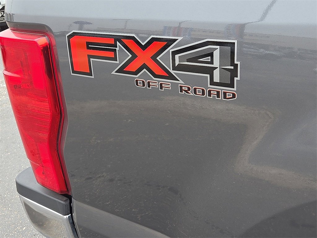 Certified 2022 Ford F250 XL w/ STX Appearance Package image 15