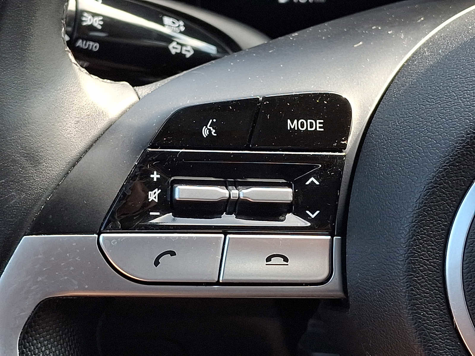 Used 2023 Hyundai Elantra SEL w/ Convenience Package FWD image 21