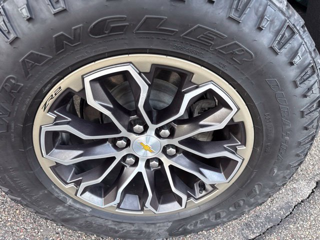 Used 2022 Chevrolet Colorado ZR2 AWD/4WD image 11