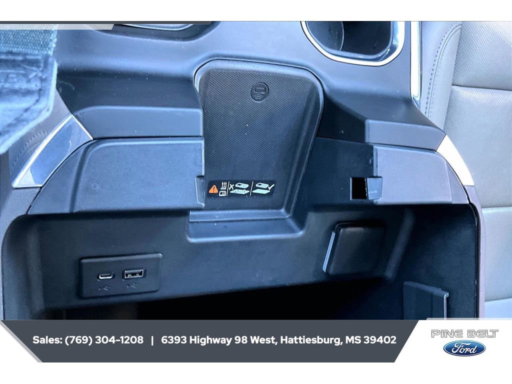 Used 2023 GMC Sierra 1500 SLT w/ SLT Premium Package image 24