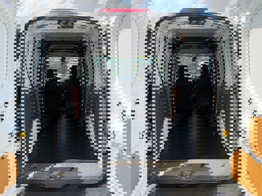 Certified 2020 Ford Transit Connect XL image 18