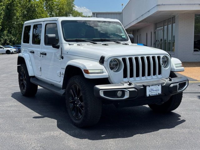 Used 2021 Jeep Wrangler Unlimited Sahara w/ Cold Weather Group AWD/4WD image 2