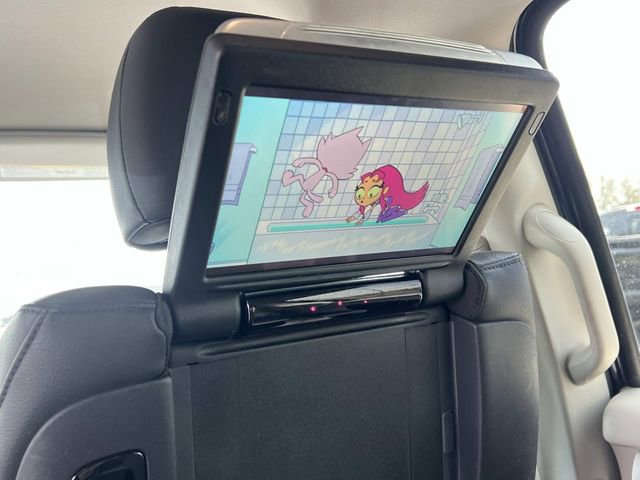 Used 2019 Chrysler Pacifica Touring-L Plus FWD image 18