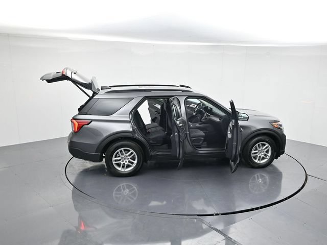 Certified 2026 Ford Explorer Active RWD image 46