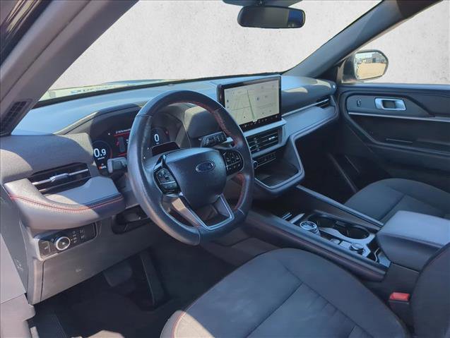 Certified 2025 Ford Explorer ST-Line w/ ST-Line Street Pack AWD/4WD image 11