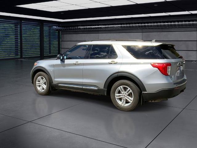 Certified 2022 Ford Explorer XLT w/ Class IV Trailer Tow Package AWD/4WD image 11