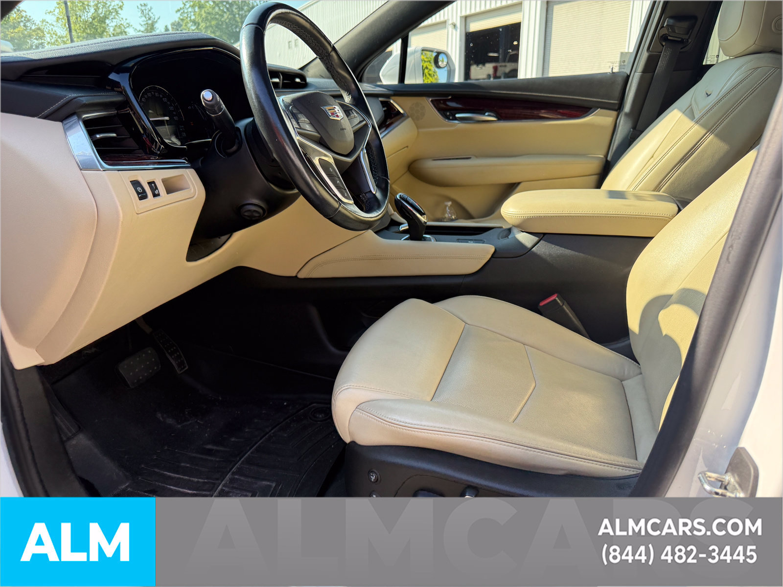 Used 2019 Cadillac XT5 Luxury FWD image 16