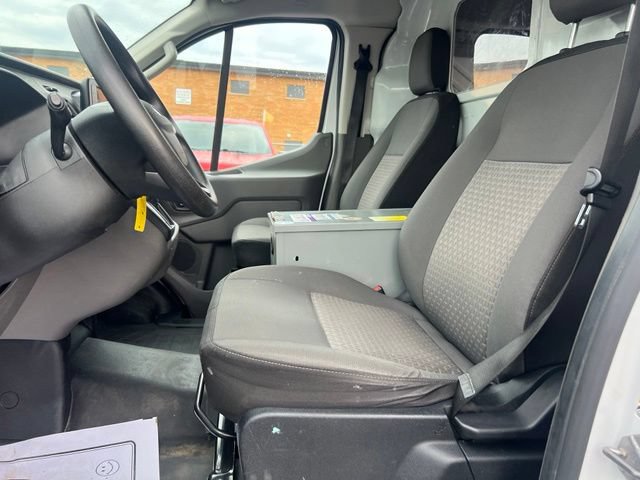 Certified 2021 Ford Transit 250 Low Roof RWD image 15