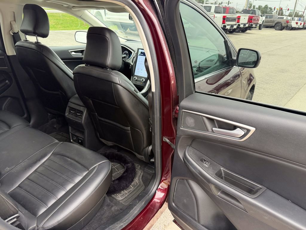 Certified 2021 Ford Edge SEL w/ Convenience Package image 16