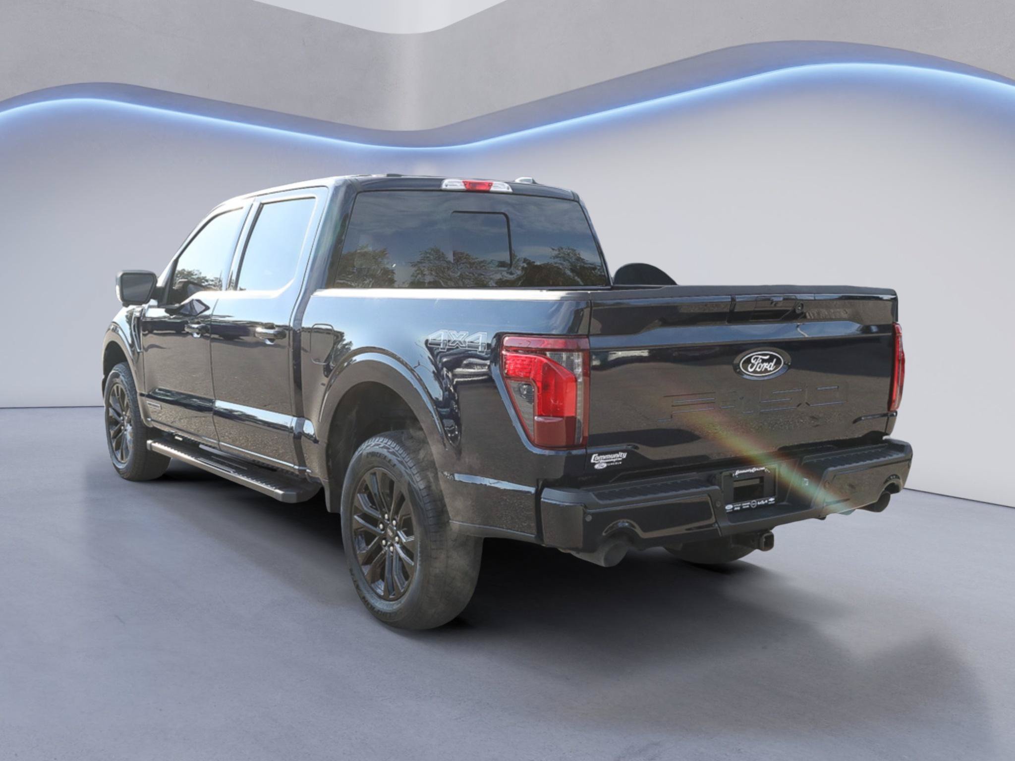 Certified 2025 Ford F150 XLT w/ Equipment Group 303A High AWD/4WD image 4