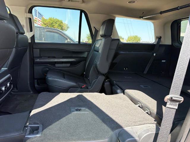 Certified 2023 Ford Expedition XLT RWD image 5