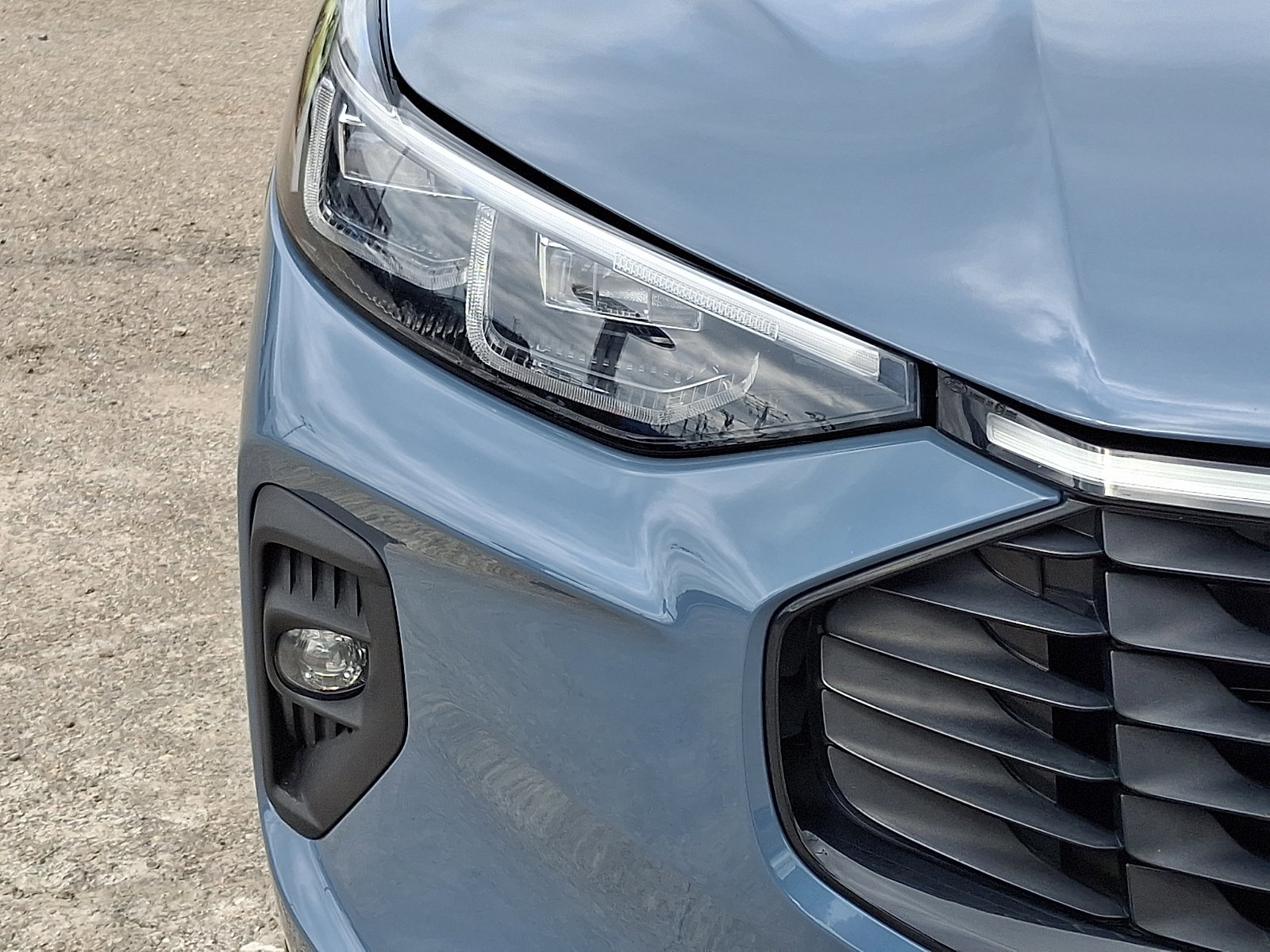 Certified 2024 Ford Escape Platinum image 9