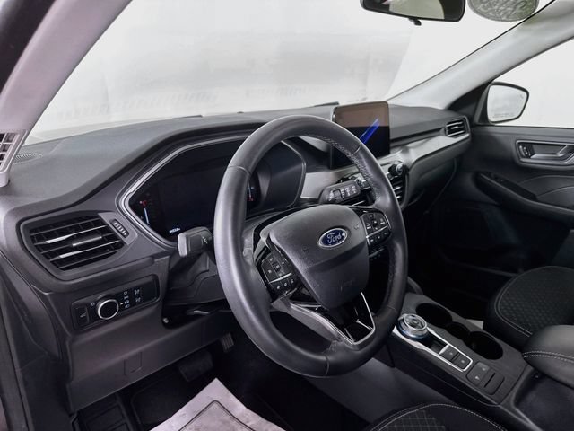 Certified 2023 Ford Escape Active AWD/4WD image 15