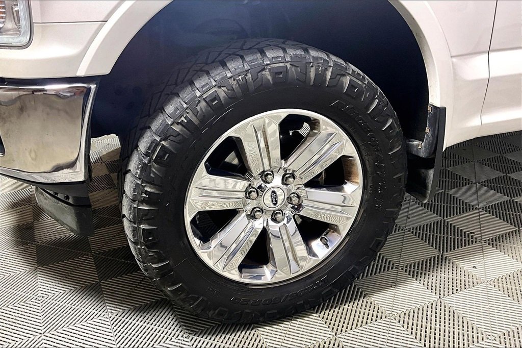 Certified 2019 Ford F150 Lariat w/ Equipment Group 502A Luxury image 8