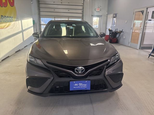 Used 2023 Toyota Camry SE FWD image 6
