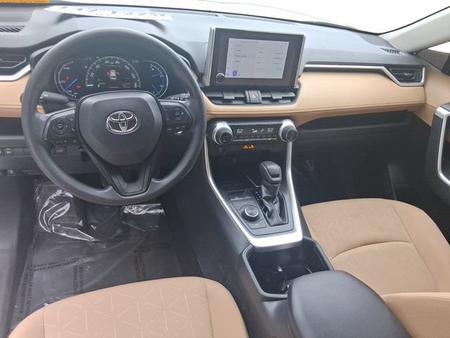 Used 2025 Toyota RAV4 XLE w/ Convenience Package AWD/4WD image 12