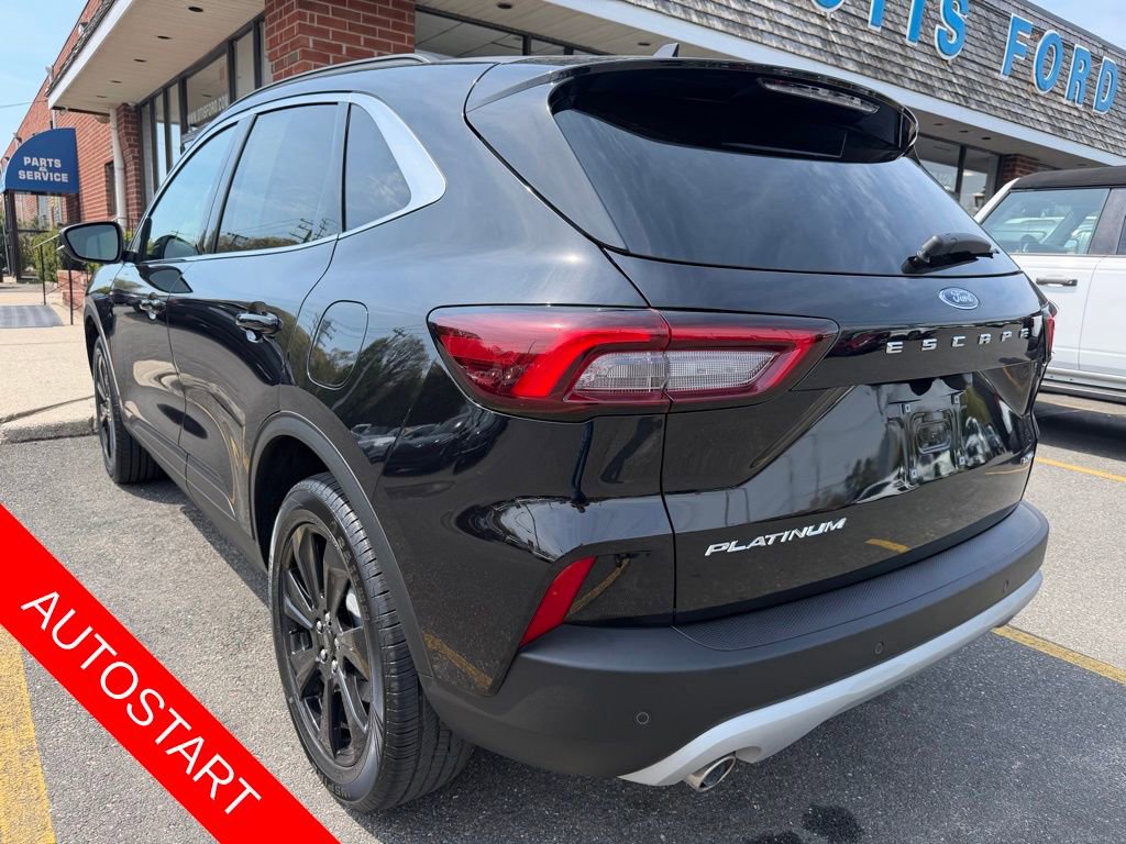 Certified 2025 Ford Escape Platinum AWD/4WD image 4