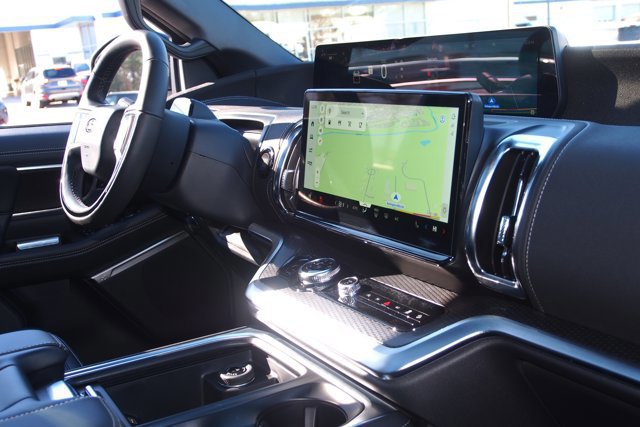 Certified 2025 Ford Expedition Platinum w/ Stealth Performance Package image 10