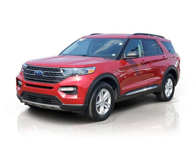 Certified 2023 Ford Explorer XLT w/ Equipment Group 202A AWD/4WD image 2