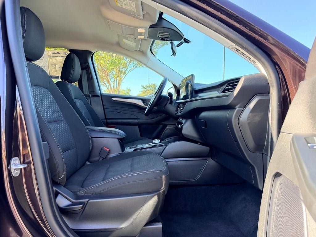 Certified 2023 Ford Escape Active w/ Tech Pack #1 FWD image 11