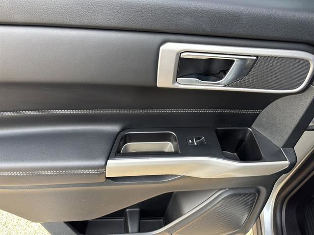 Certified 2022 Ford Explorer XLT w/ Equipment Group 202A image 17