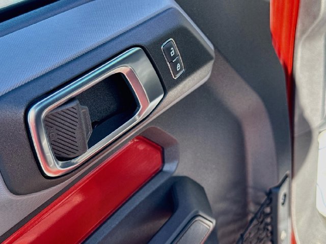 Certified 2022 Ford Bronco 2-Door AWD/4WD image 25