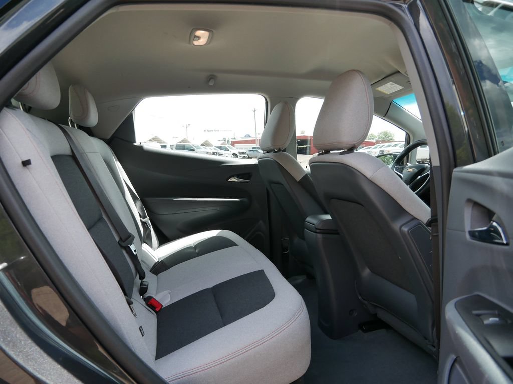 Used 2020 Chevrolet Bolt LT FWD image 9