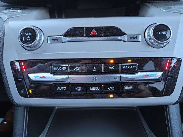 Certified 2023 Ford Explorer XLT w/ Equipment Group 202A AWD/4WD image 19