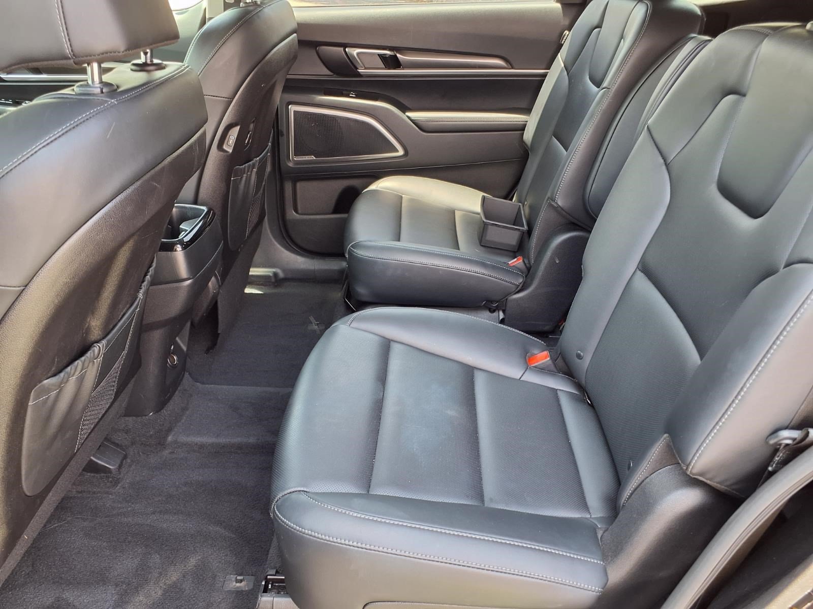 Used 2025 Kia Telluride S FWD image 10