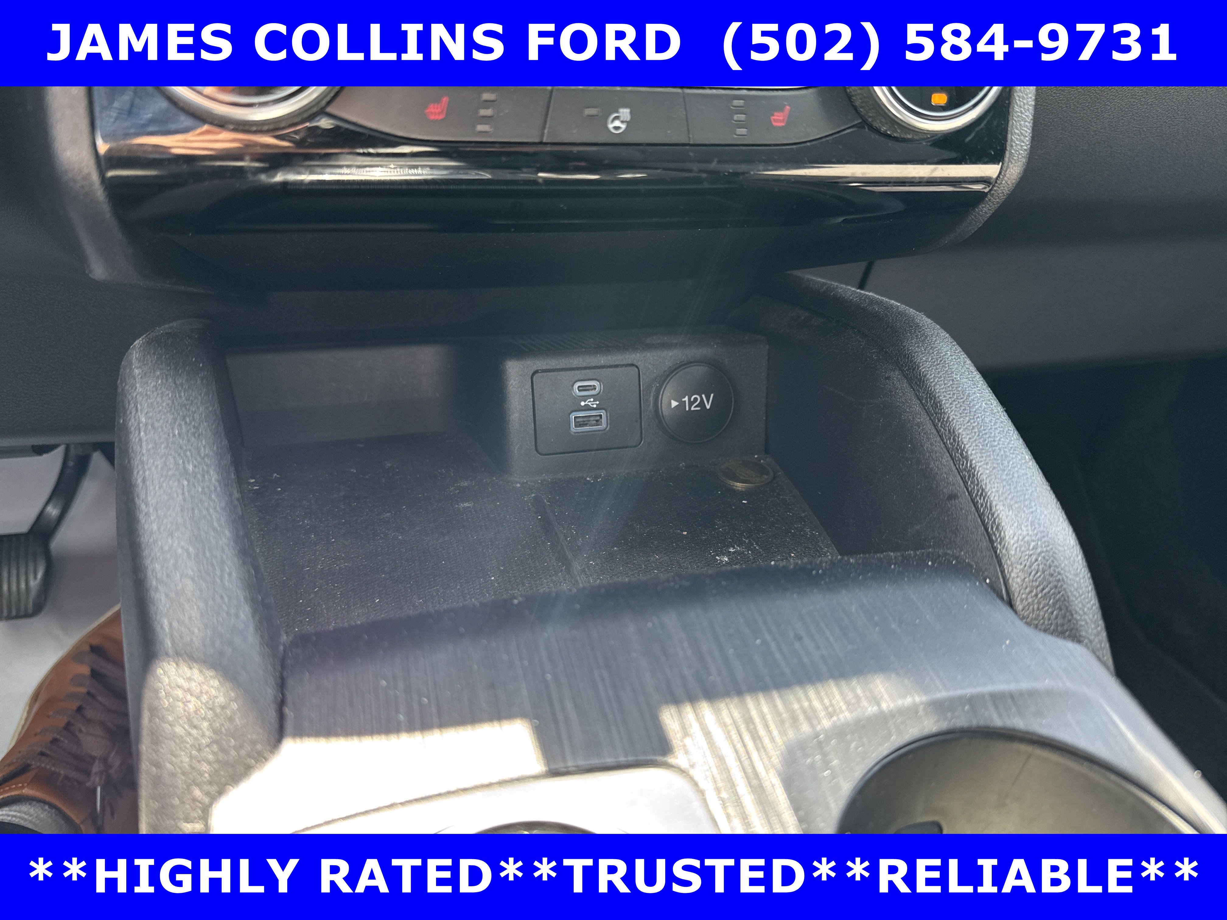 Certified 2022 Ford Escape SE w/ Cold Weather Package AWD/4WD image 32