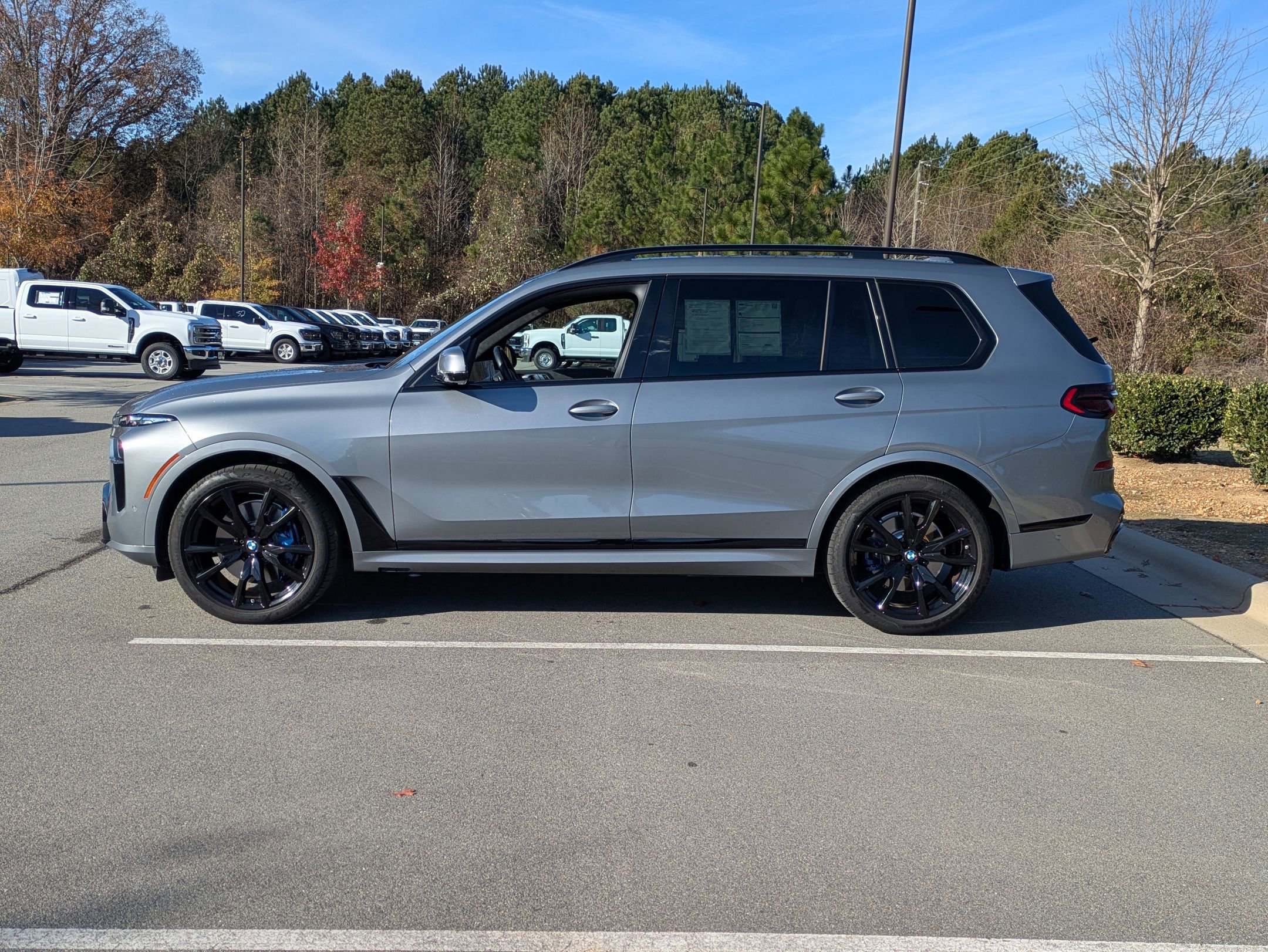 Used 2023 BMW X7 xDrive40i w/ M Sport Package image 7