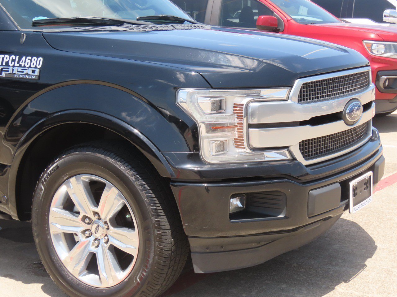 Certified 2018 Ford F150 Platinum w/ Equipment Group 701A Luxury RWD image 6
