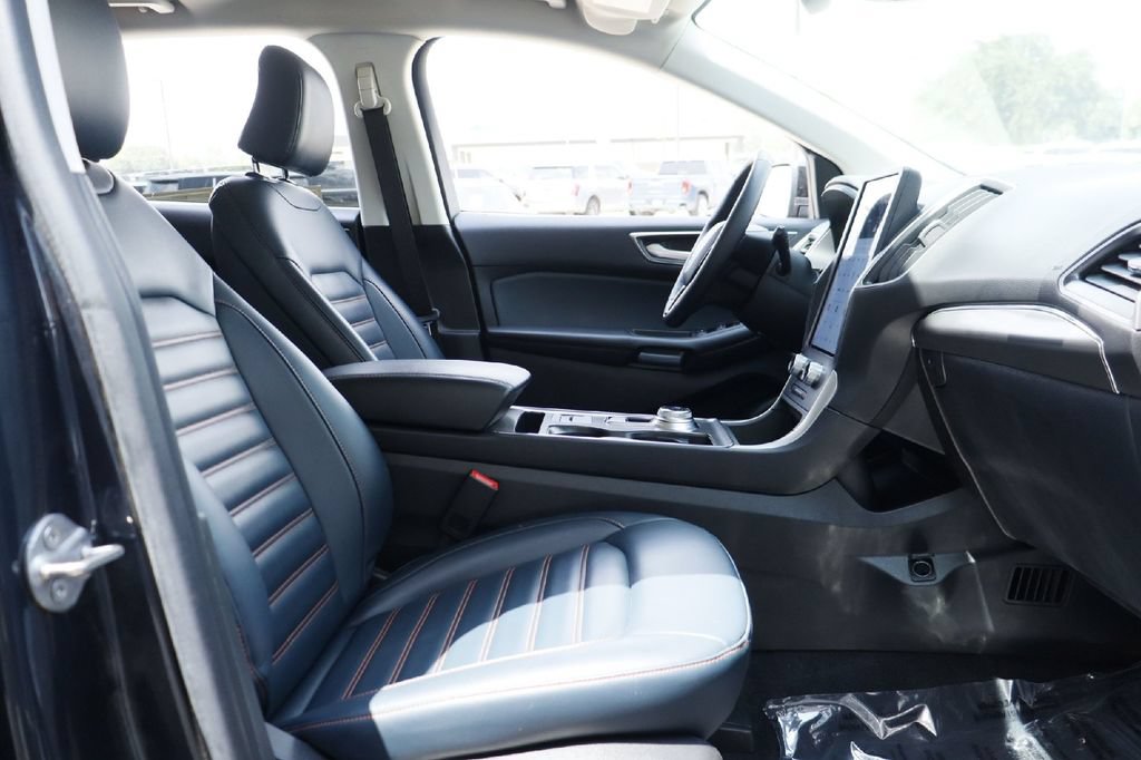 Certified 2023 Ford Edge SEL w/ Sport Appearance Package AWD/4WD image 18
