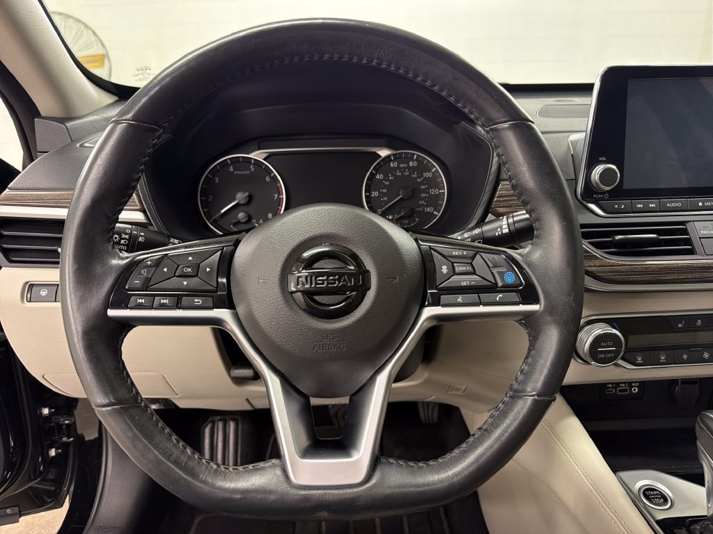 Used 2020 Nissan Altima 2.5 SL FWD image 20