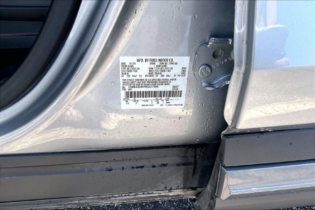 Certified 2024 Ford Explorer XLT w/ Equipment Group 202A AWD/4WD image 19