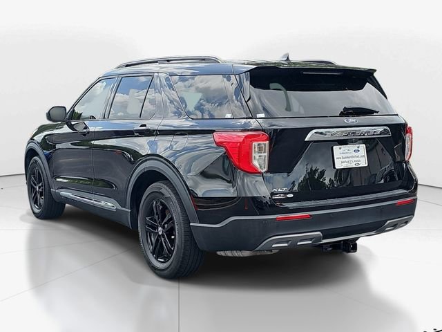 Certified 2022 Ford Explorer XLT w/ Equipment Group 202A RWD image 5
