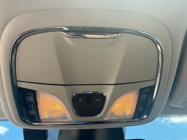Used 2022 Jeep Cherokee Latitude Lux w/ Sun & Sound Group FWD image 28