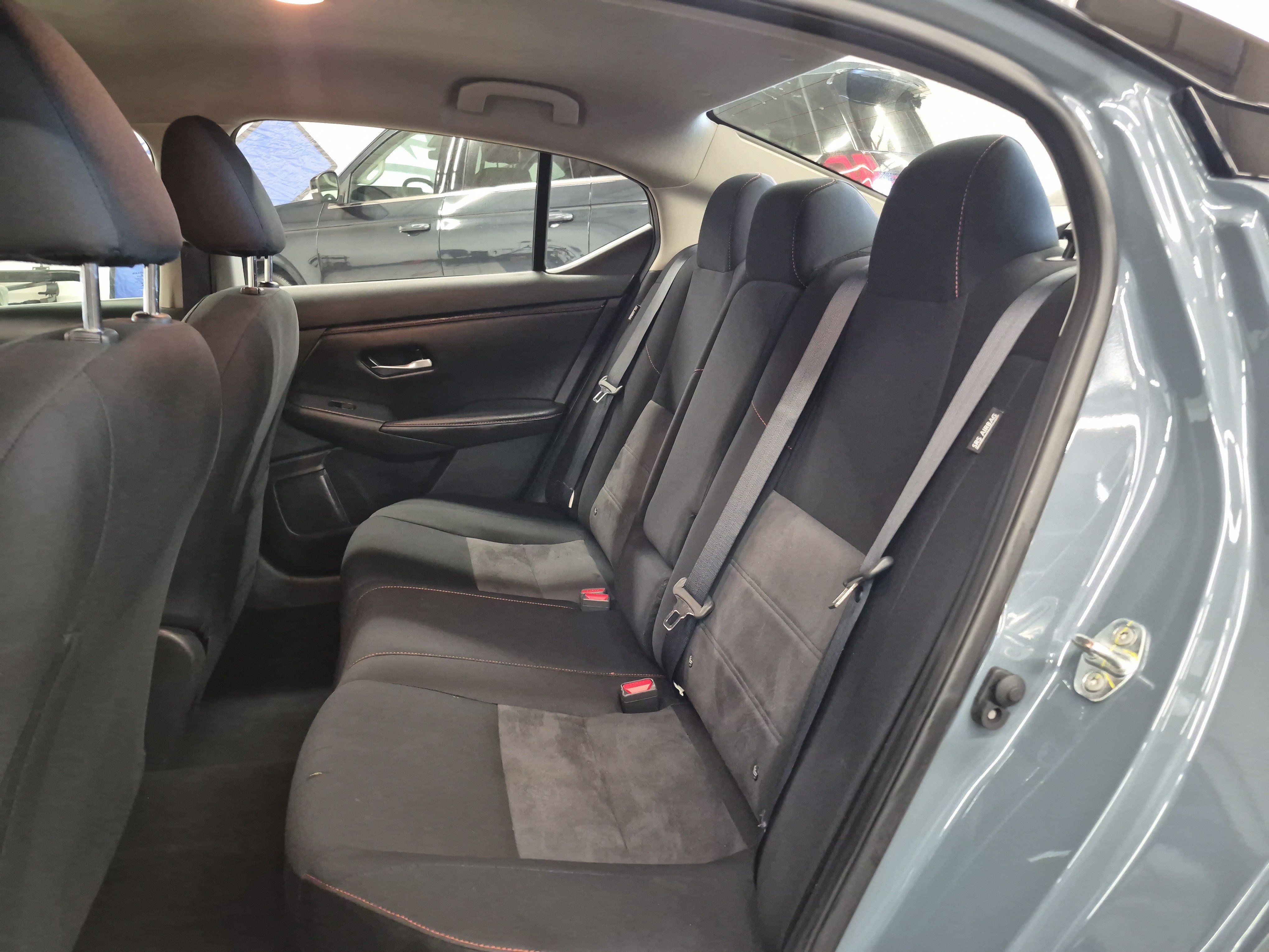 Used 2025 Nissan Sentra SR FWD image 15