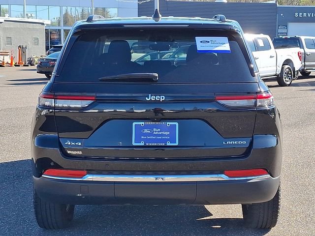 Used 2023 Jeep Grand Cherokee Laredo w/ Luxury Tech Group I AWD/4WD image 5