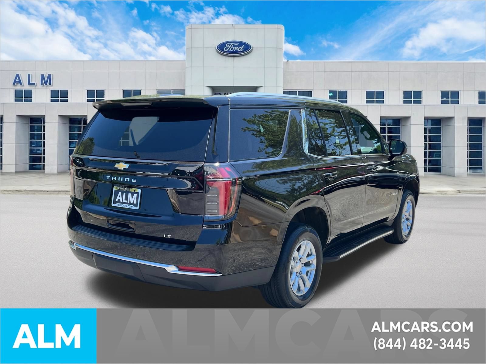 Used 2025 Chevrolet Tahoe LT AWD/4WD image 5