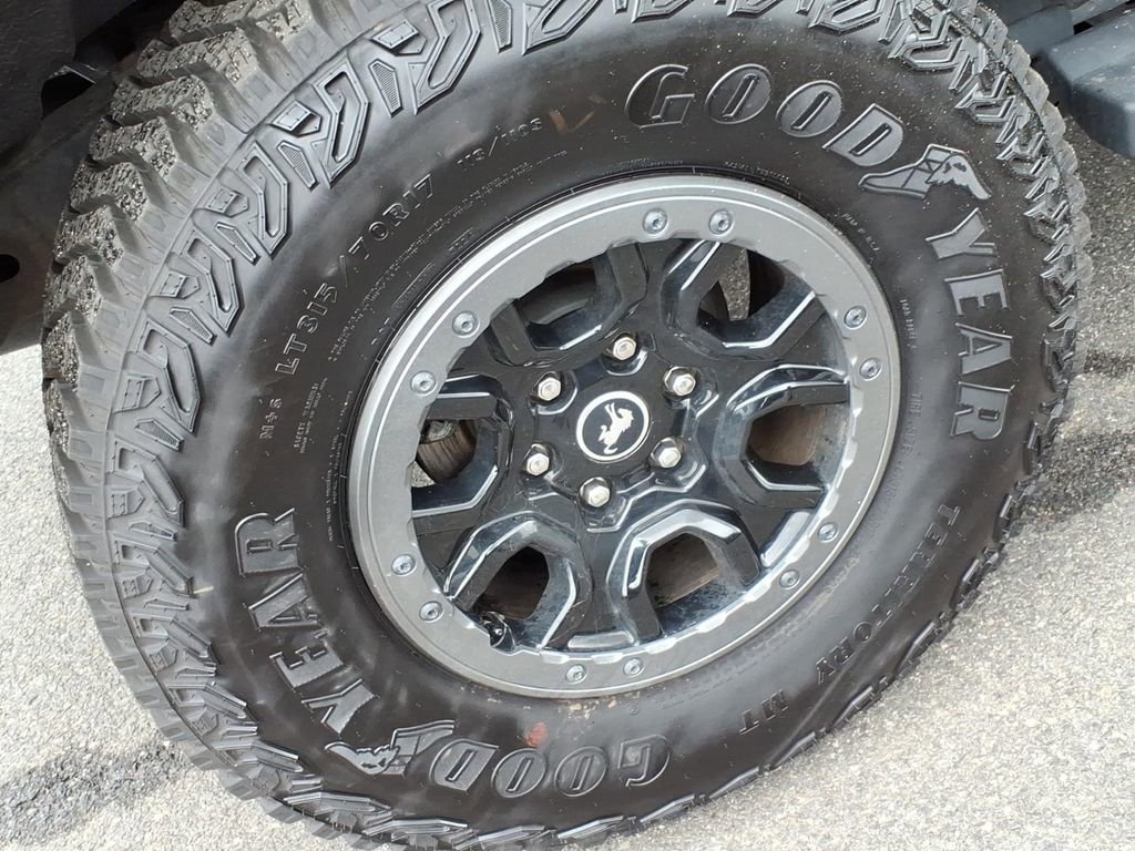 Certified 2024 Ford Bronco Wildtrak AWD/4WD image 7
