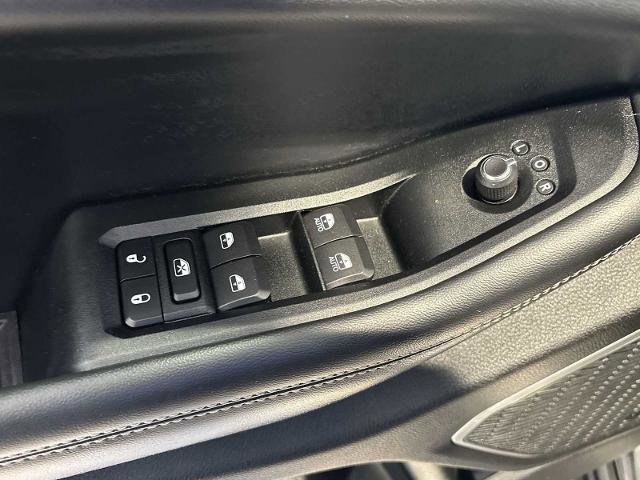 Used 2022 Jeep Grand Cherokee Limited 4xe image 23