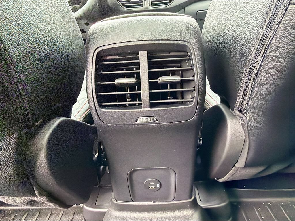 Certified 2023 Ford Escape ST-Line Elite w/ Premium Technology Package AWD/4WD image 27