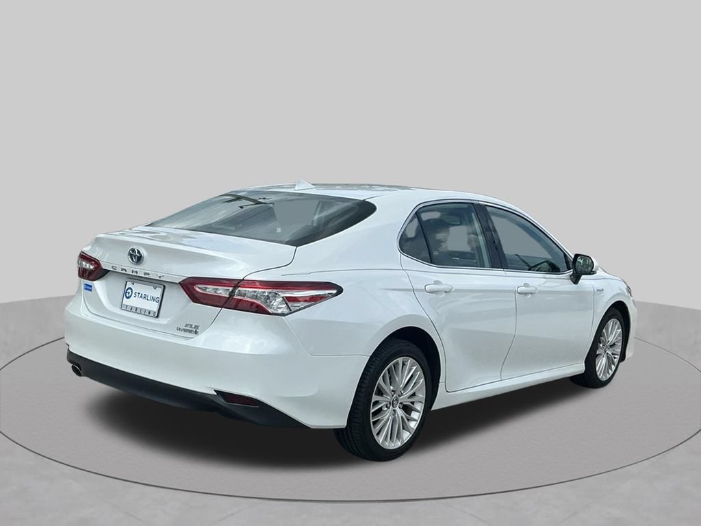 Used 2020 Toyota Camry XLE FWD image 11