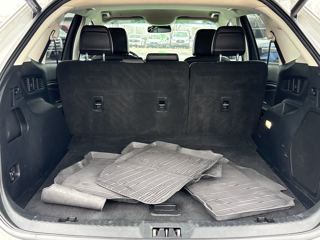 Certified 2020 Ford Edge Titanium w/ Class II Trailer Tow Package image 7